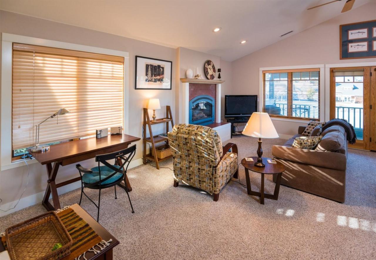 Apartment Riley's Mountain View Sisters