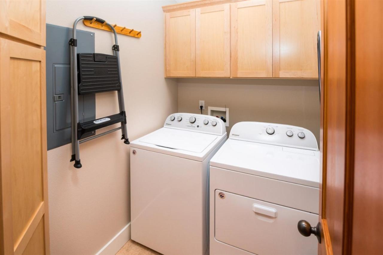Apartment Riley's Mountain View *