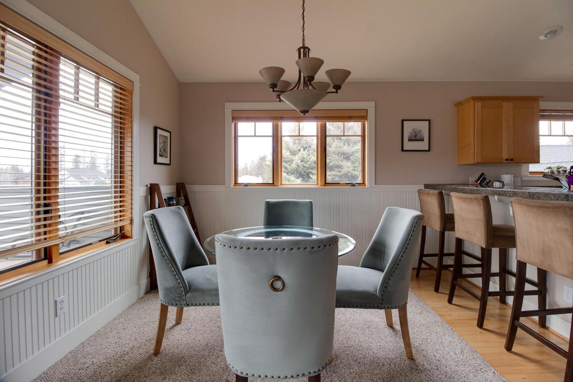 Riley's Mountain View Apartment *
